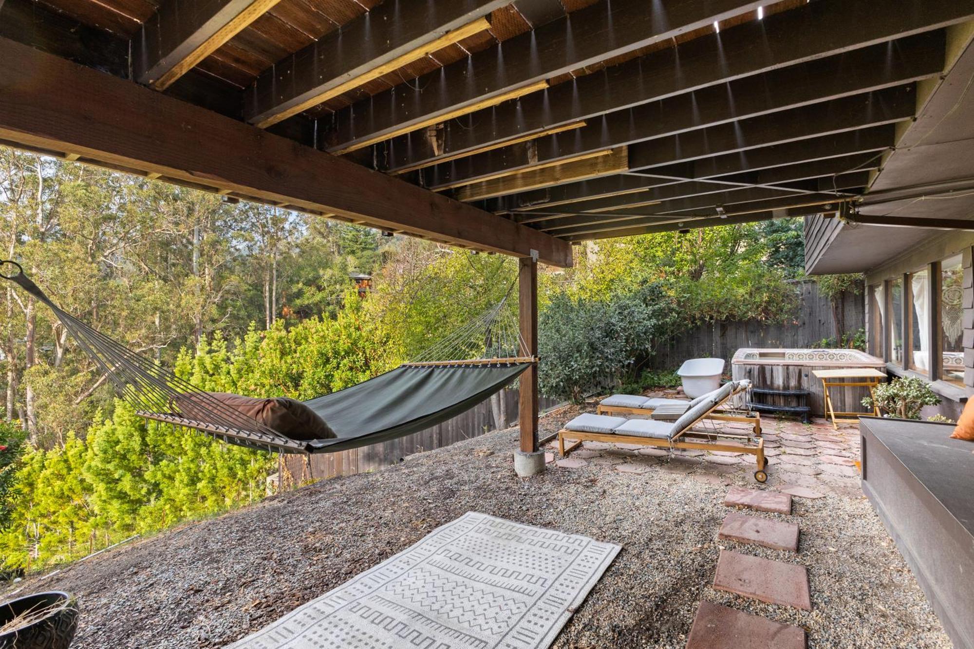 Enchanted Waterfall Sanctuary Mill Valley Exterior foto